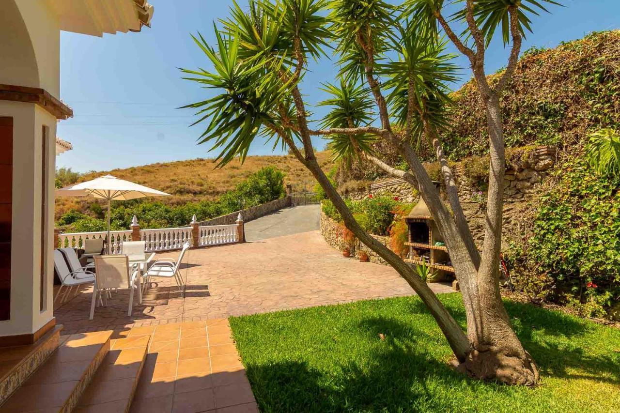 Villa Andalucia: Cerca De Todo, Intimidad Y Espacio Nerja Ngoại thất bức ảnh