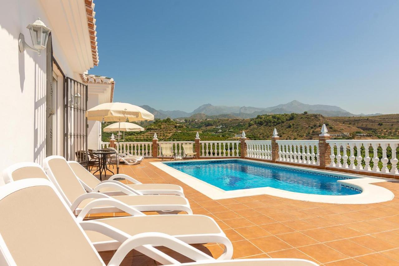 Villa Andalucia: Cerca De Todo, Intimidad Y Espacio Nerja Ngoại thất bức ảnh