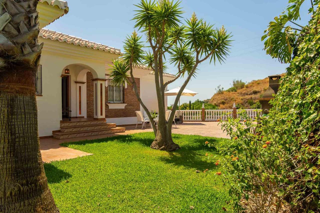 Villa Andalucia: Cerca De Todo, Intimidad Y Espacio Nerja Ngoại thất bức ảnh